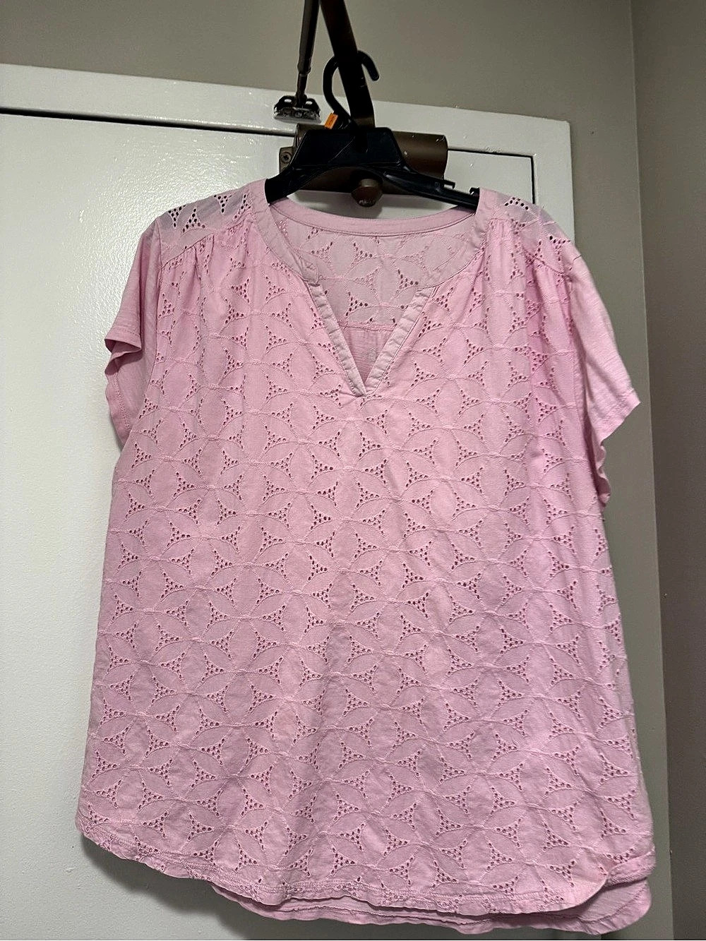Floral Eyelet Tunic in Pink